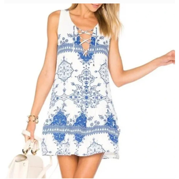 NWT Lovers + Friends Blue White Mini Dress Pockets Medium - Picture 3 of 10
